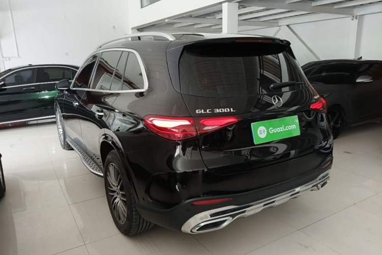Mercedes-Benz GLC 300 L 2024 — фото 4
