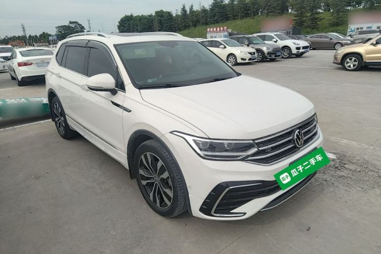 Volkswagen Tiguan L 2022 — фото 3