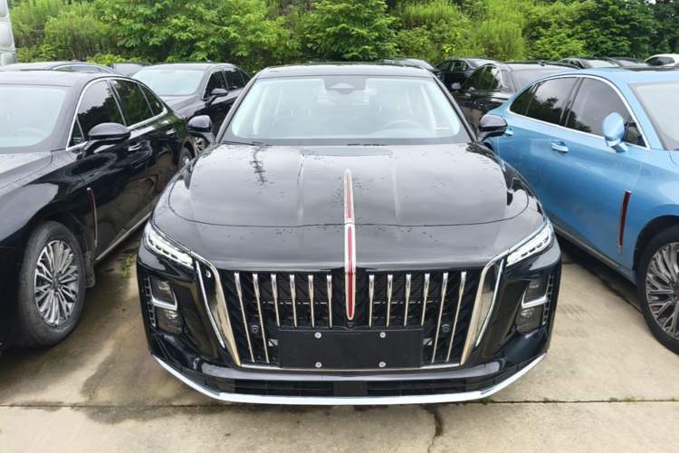 Hongqi H5 PHEV 2025 — 2