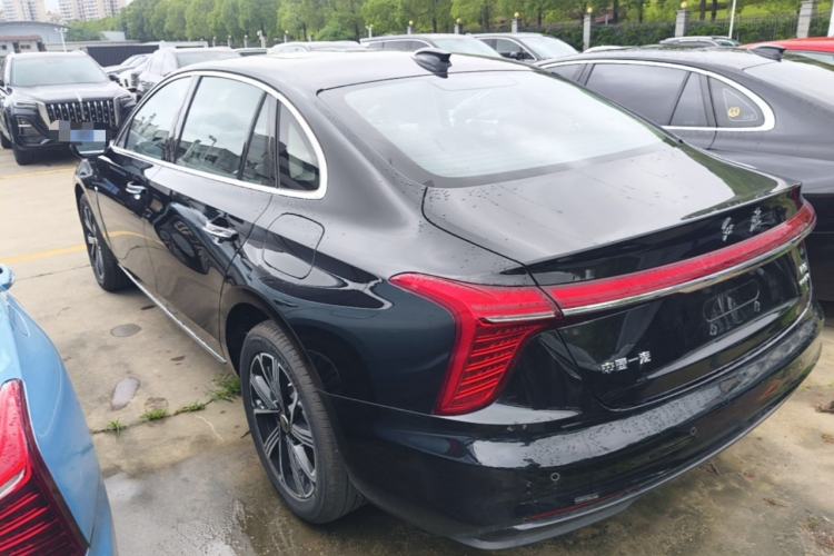 Hongqi H5 PHEV 2025 — 4