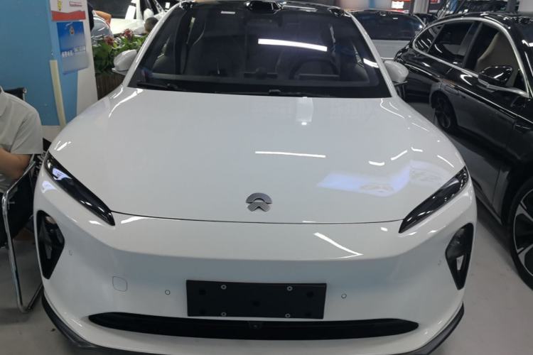 NIO ET5T 2024 — 2