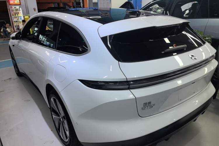 NIO ET5T 2024 — 4