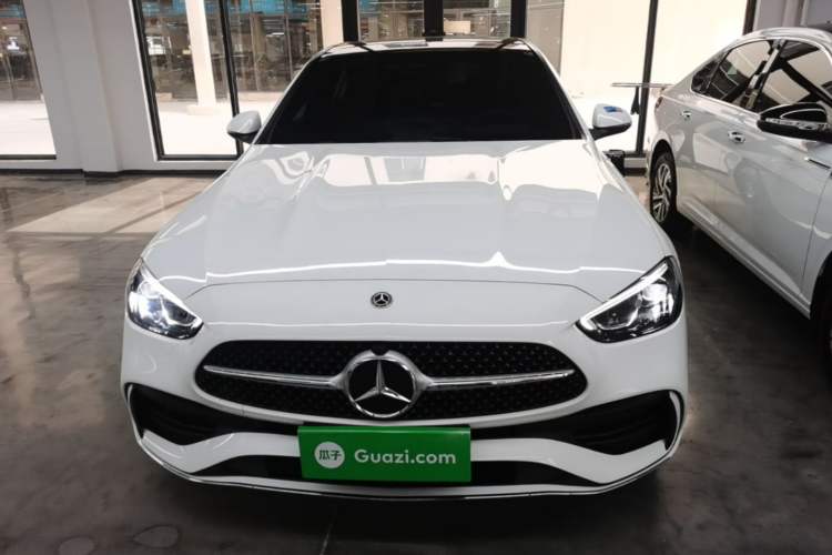 Mercedes-Benz C 260 L 2024 — 2
