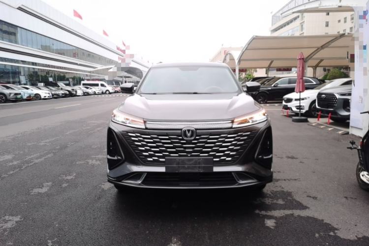 ChangAn CS75 PLUS 2023 — фото 2