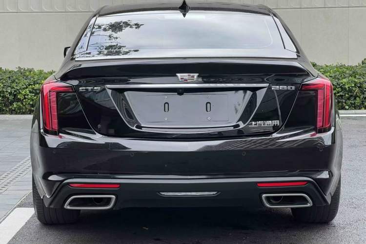 Cadillac CT5 2023 — 5