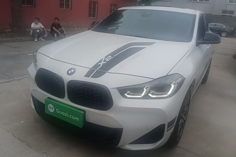 BMW X2 2021 — фото 1