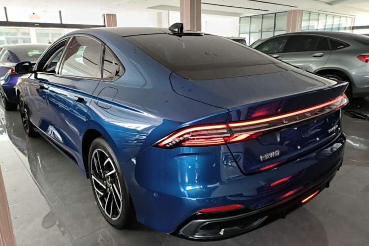 Lincoln Z 2022 — 4