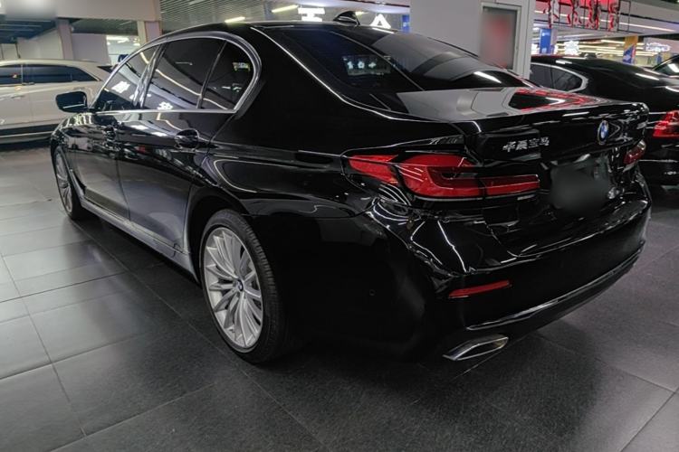 BMW 530Li 2021 — 4