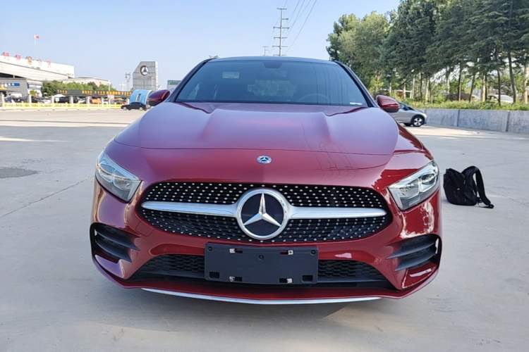 Mercedes-Benz A 200 L 2020 — фото 2
