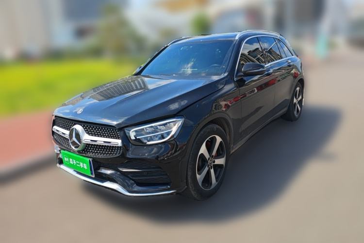Mercedes-Benz GLC 260 L 2022 — фото 1