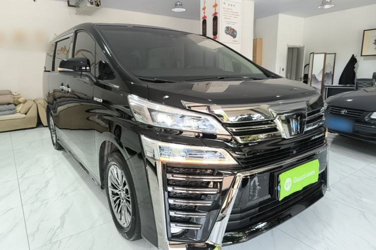 Toyota Vellfire 2021 — 3