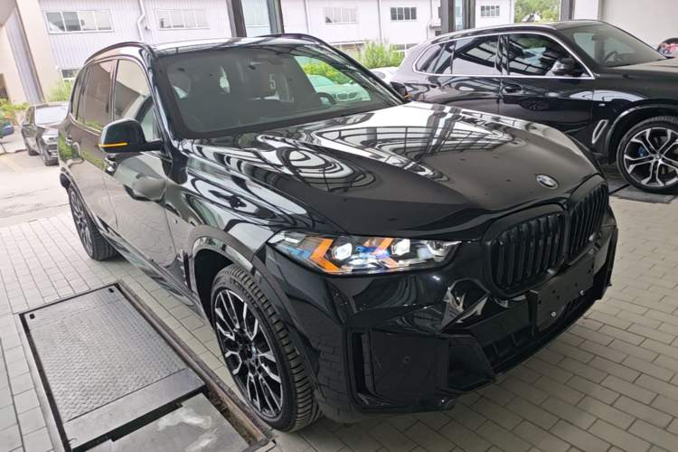 BMW X5 2023 — 3