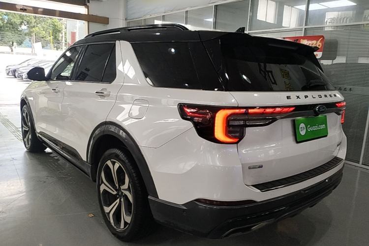 Ford explorer 2023 — фото 4