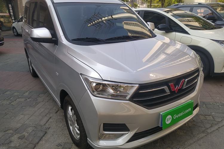 Wuling Hongguang 2021 — 3