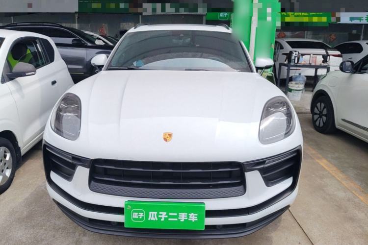 Porsche Macan 2026 — 2