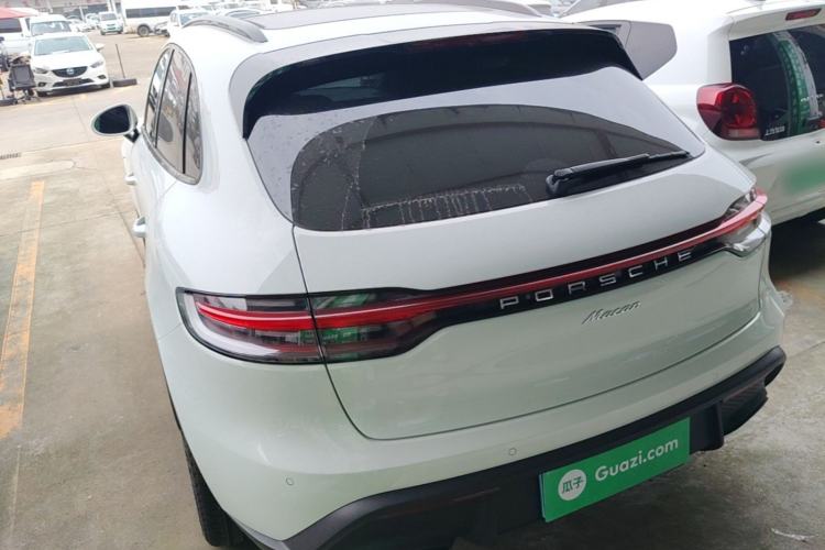 Porsche Macan 2026 — 4