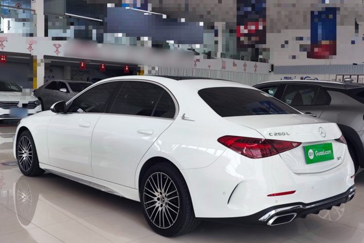 Mercedes-Benz C 260 L 2023 — фото 4