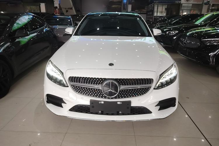 Mercedes-Benz C 260 L 2020 — 2