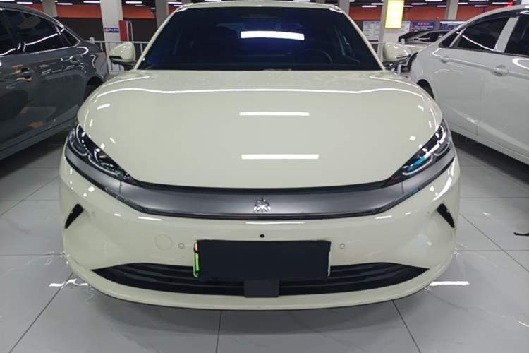BYD Qin L 2025 — 2