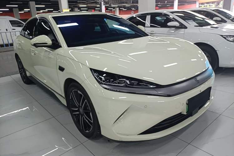 BYD Qin L 2025 — 3