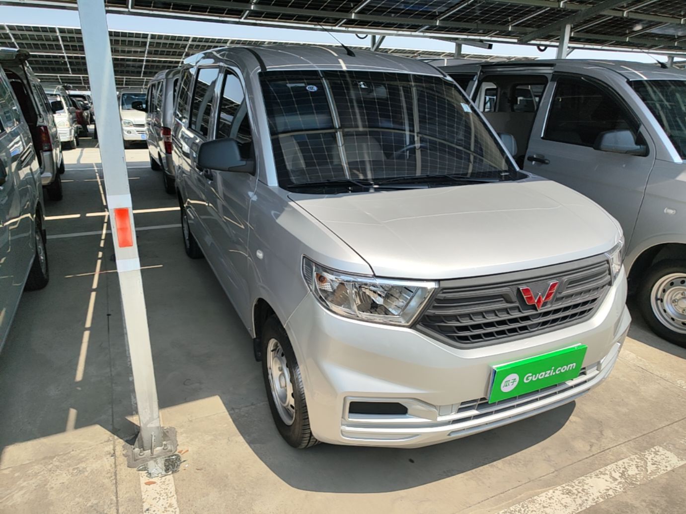 Wuling hongguang v 2022 — фото 3