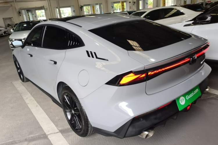 ChangAn UNI-V 2024 — 4