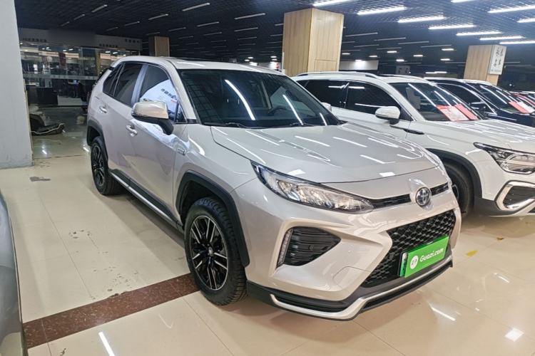 Toyota RAV4 2021 — 3