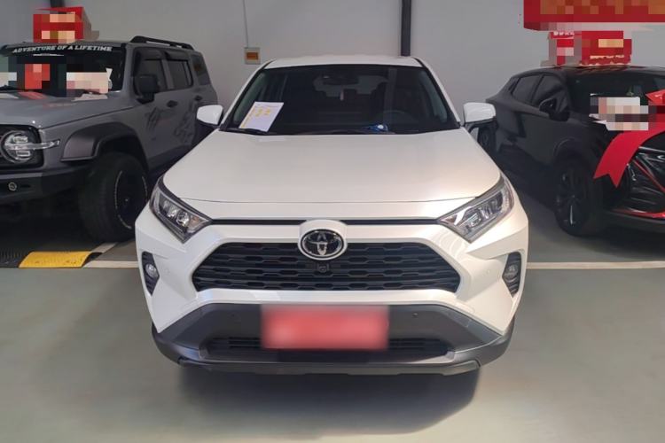 Toyota RAV4 2021 — 2