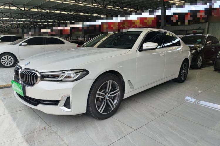 BMW 530Li 2022 — фото 1