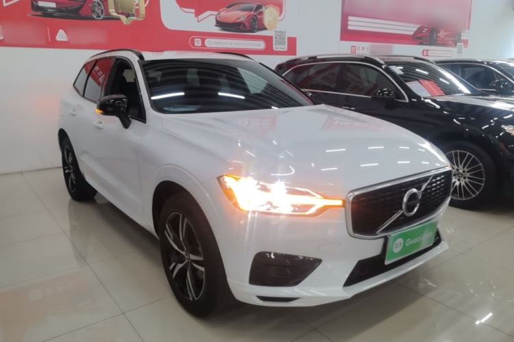 Volvo XC60 2020 — 3