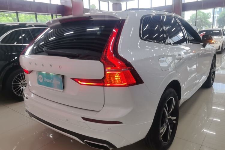 Volvo XC60 2020 — 5