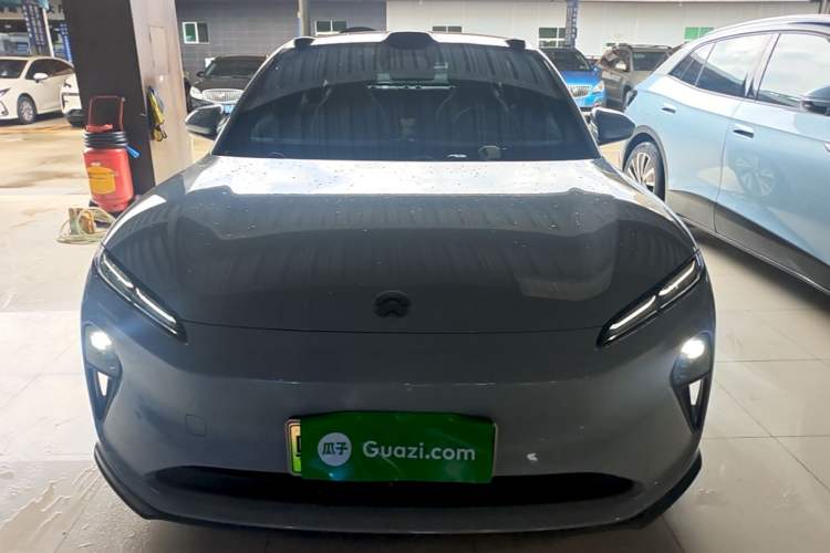 NIO ET5 2022 — 2