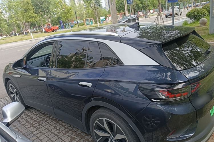 Volkswagen ID.4 CROZZ 2021 — 4