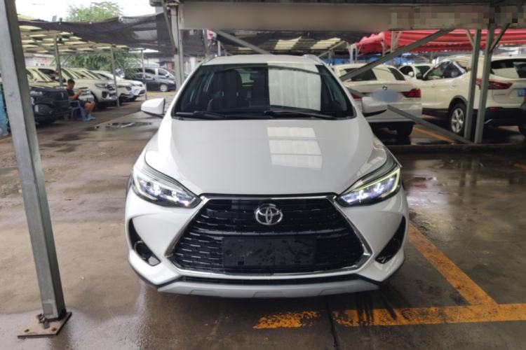 Toyota Yaris 2021 — фото 2