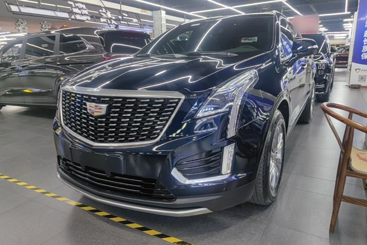 Cadillac XT5 2022 — фото 1