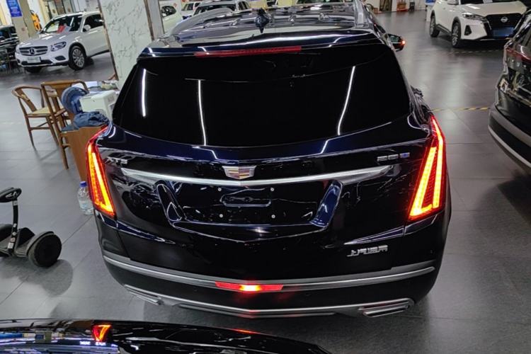Cadillac XT5 2022 — фото 5
