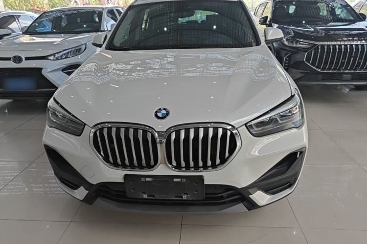 BMW X1 2021 — фото 2