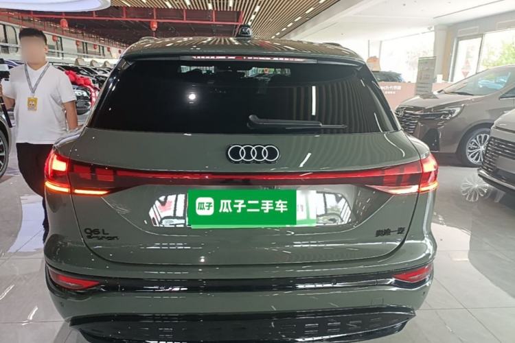 Audi Q6L e-tron 2026 — 5