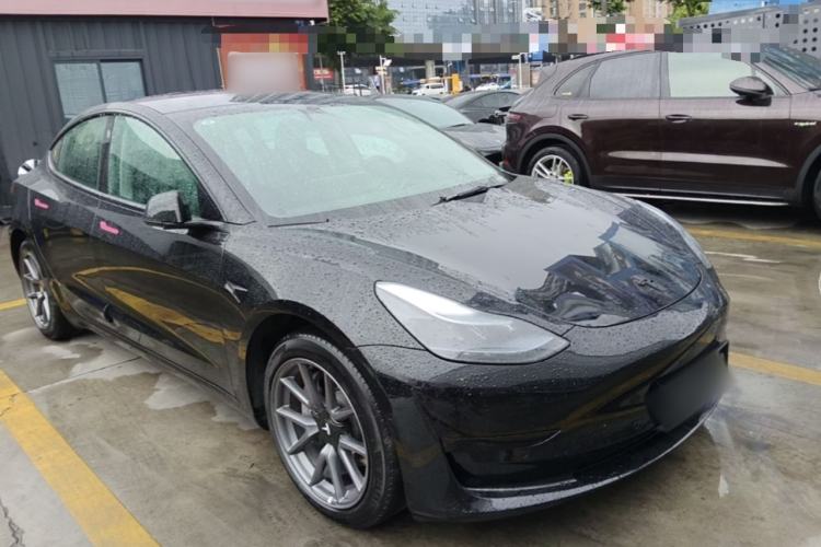 Tesla Model 3 2022 — 3