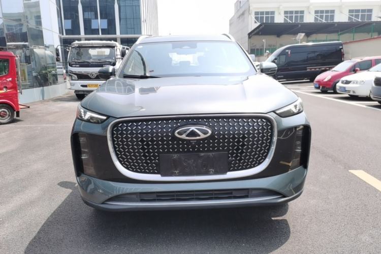 Chery Tiggo 8 Plus 2025 — фото 2