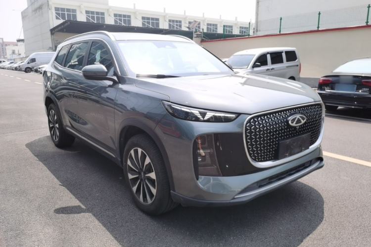 Chery Tiggo 8 Plus 2025 — фото 3