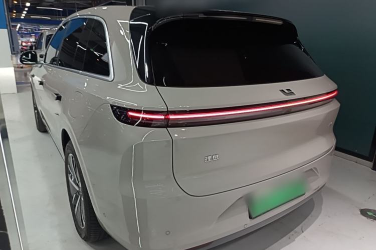 Li Auto L6 2024 — 4