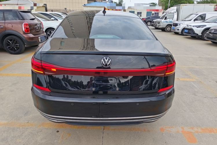 Volkswagen Passat 2022 — 5
