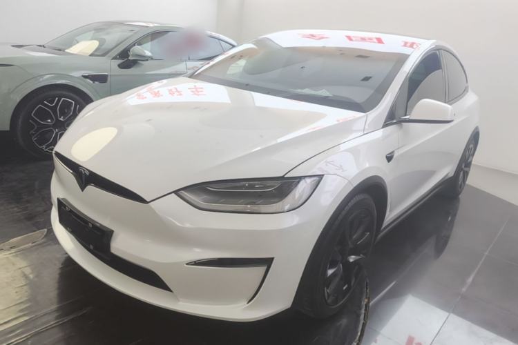 Tesla Model X 2023 — фото 1