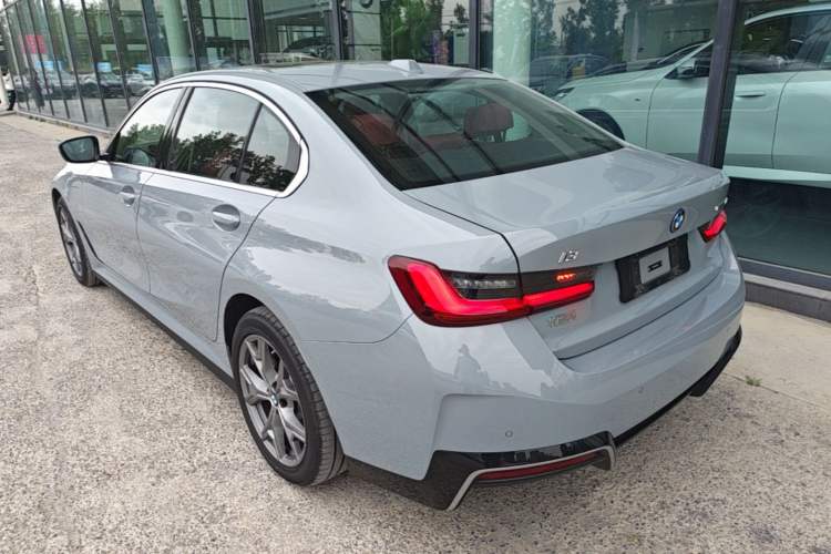BMW i3 2025 — 4