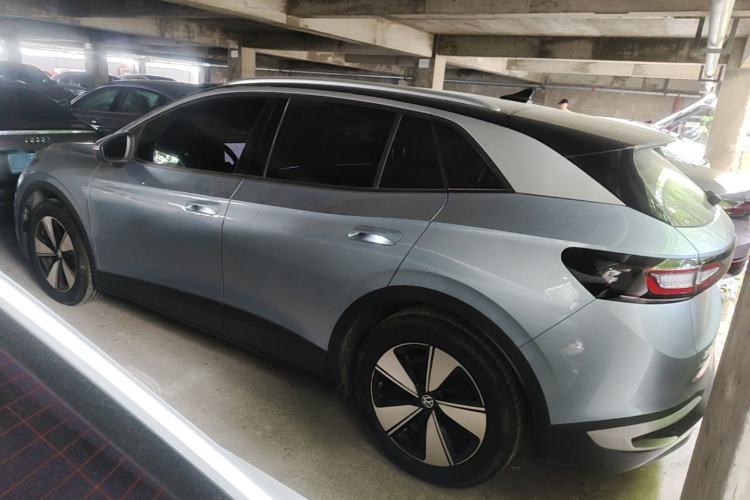 Volkswagen ID.4 2025 — 4
