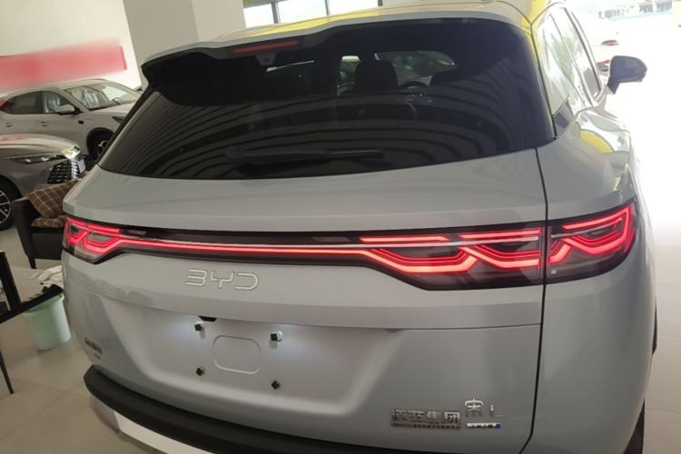 BYD Song L 2026 — 5