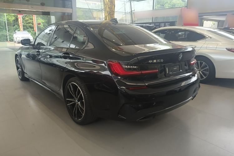 BMW 325Li 2020 — 4