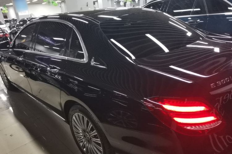 Mercedes-Benz E 300 L 2020 — 4