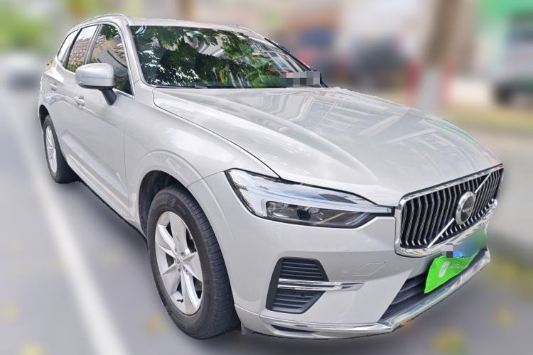 Volvo XC60 2022 — фото 3